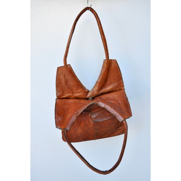 80s Brown Leather Shoulder Bag - by Louise Fontaine Bruxelles - Distressed - Picture 5 of 10